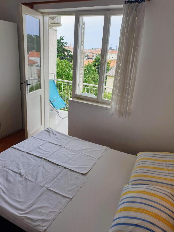 Apartments Toni Banjol Buitenkant foto