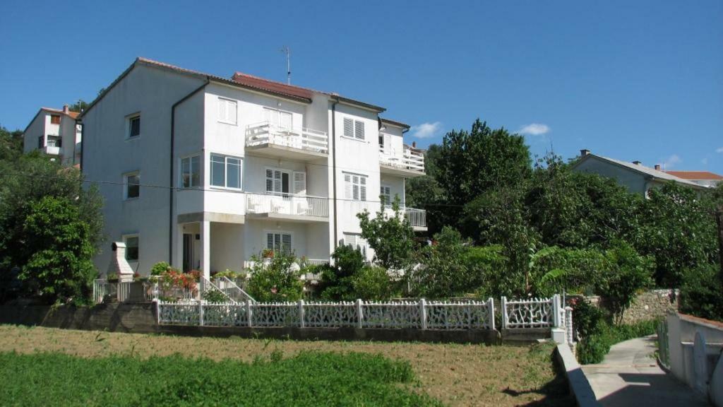 Apartments Toni Banjol Buitenkant foto